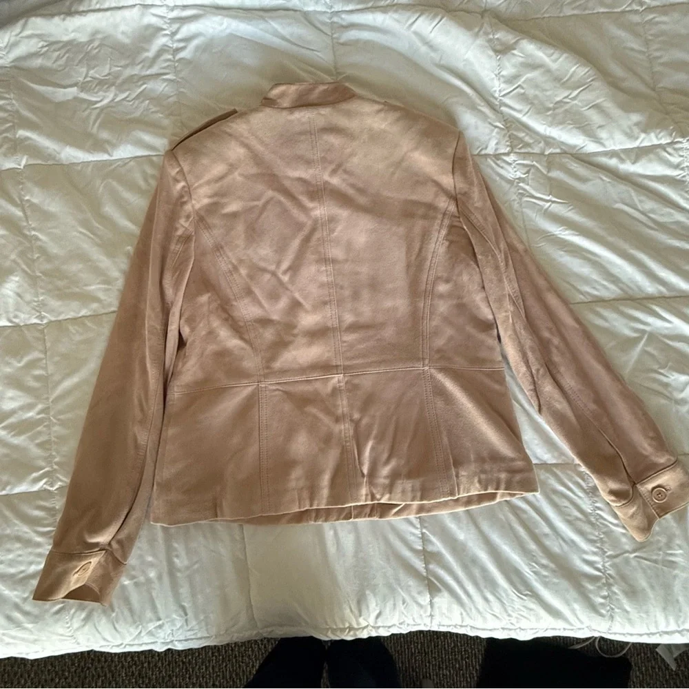 COMPANY By Ellen Tracy 100% Suede Jacket Blazer Beige Size 12 Womens - Picture 3 of 5